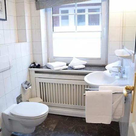 Apartment Kampstraße 9, W3, Gb3 *
